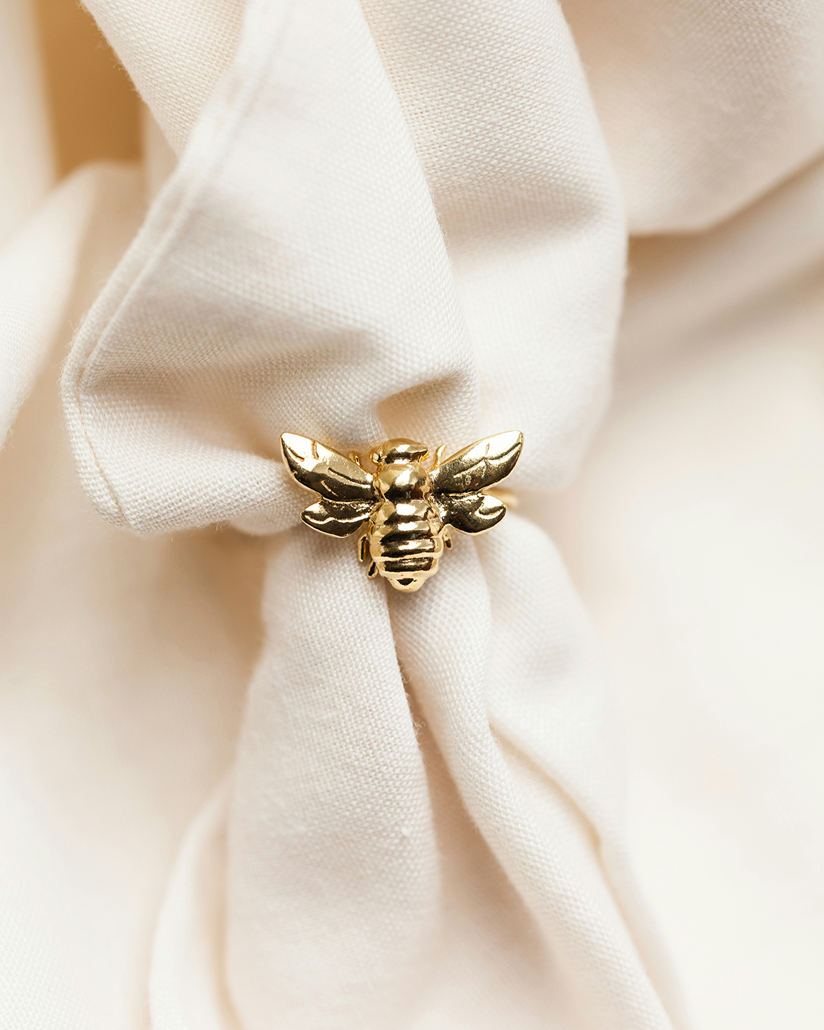Bee Pin